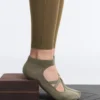 2 pary skarpetek do jogi i pilatesu z mieszanki bawełny z krzyżującymi się paskami 2 pary skarpetek do jogi i pilatesu z mieszanki bawełny z krzyżującymi się paskami