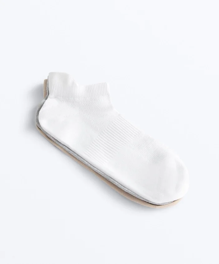 3 pary skarpetek do sneakersów z mieszanki poliamidu z zakładką na pięcie 3 pary skarpetek do sneakersów z mieszanki poliamidu z zakładką na pięcie