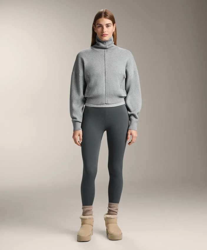Bardzo wysokie, bezszwowe, wyjątkowo ciepłe legginsy z prążkowanym wykończeniem, sięgające do kostek, 70 cm Bardzo wysokie, bezszwowe, wyjątkowo ciepłe legginsy z prążkowanym wykończeniem, sięgające do kostek, 70 cm