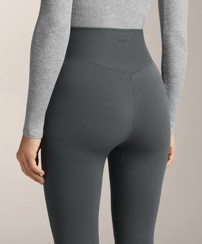 Bardzo wysokie, bezszwowe, wyjątkowo ciepłe legginsy z prążkowanym wykończeniem, sięgające do kostek, 70 cm Bardzo wysokie, bezszwowe, wyjątkowo ciepłe legginsy z prążkowanym wykończeniem, sięgające do kostek, 70 cm