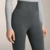 Bardzo wysokie, bezszwowe, wyjątkowo ciepłe legginsy z prążkowanym wykończeniem, sięgające do kostek, 70 cm Bardzo wysokie, bezszwowe, wyjątkowo ciepłe legginsy z prążkowanym wykończeniem, sięgające do kostek, 70 cm