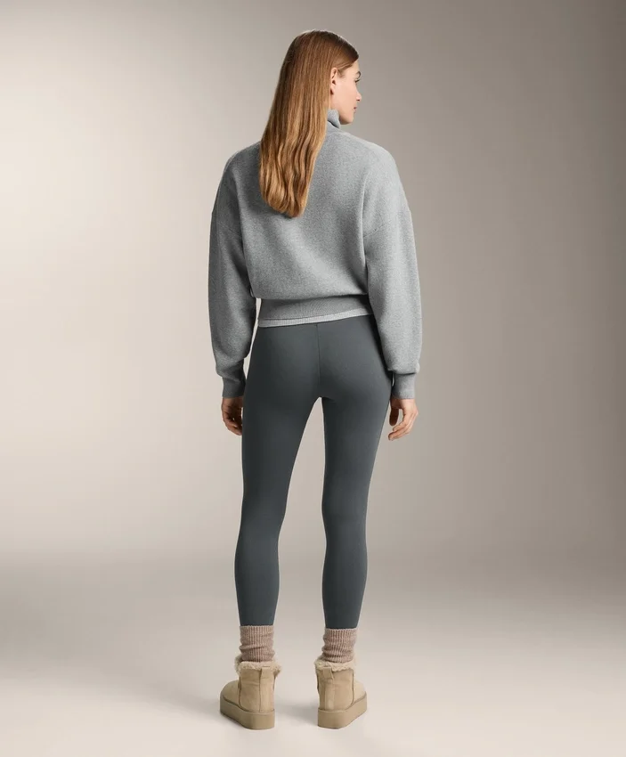 Bardzo wysokie, bezszwowe, wyjątkowo ciepłe legginsy z prążkowanym wykończeniem, sięgające do kostek, 70 cm Bardzo wysokie, bezszwowe, wyjątkowo ciepłe legginsy z prążkowanym wykończeniem, sięgające do kostek, 70 cm