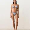 Bikini trójkątne w teksturowane paski Bikini trójkątne w teksturowane paski