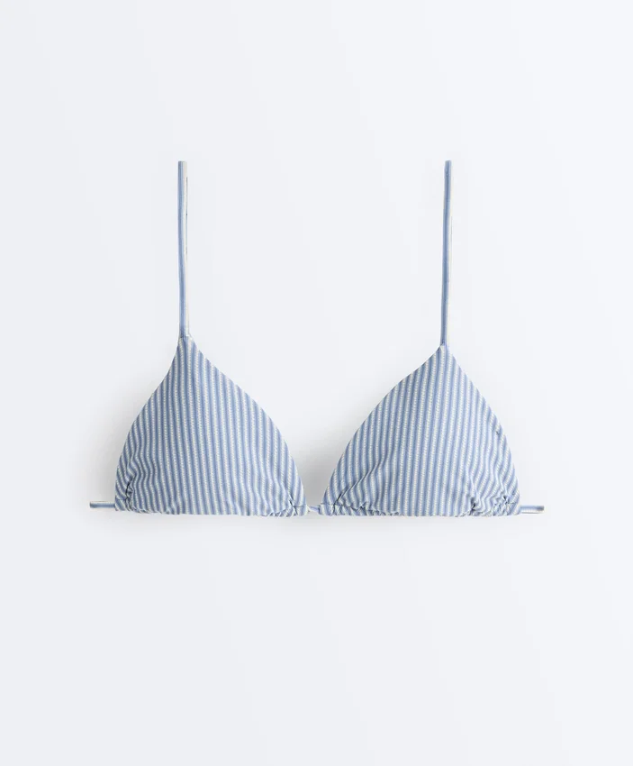 Bikini trójkątne w teksturowane paski Bikini trójkątne w teksturowane paski