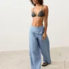 Bikini trójkątne z żakardu o efektach sprania Bikini trójkątne z żakardu o efektach sprania