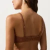 Bikini z marszczonym dekoltem typu halter Bikini z marszczonym dekoltem typu halter