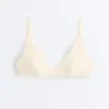 Bikini z marszczonym dekoltem typu halter Bikini z marszczonym dekoltem typu halter