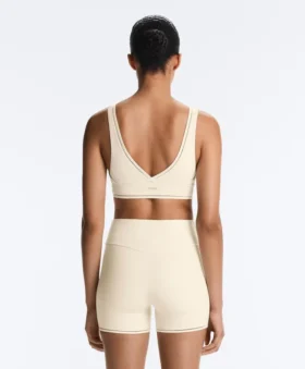 Biustonosz sportowy Comfortlux o średnim stopniu wsparcia z wykończeniem typu hemstitch Biustonosz sportowy Comfortlux o średnim stopniu wsparcia z wykończeniem typu hemstitch