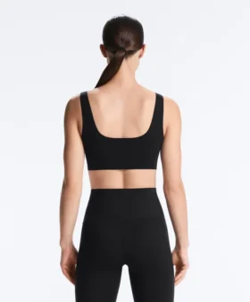 Biustonosz sportowy Perfect-Adapt o średnim stopniu wsparcia z miseczkami Biustonosz sportowy Perfect-Adapt o średnim stopniu wsparcia z miseczkami