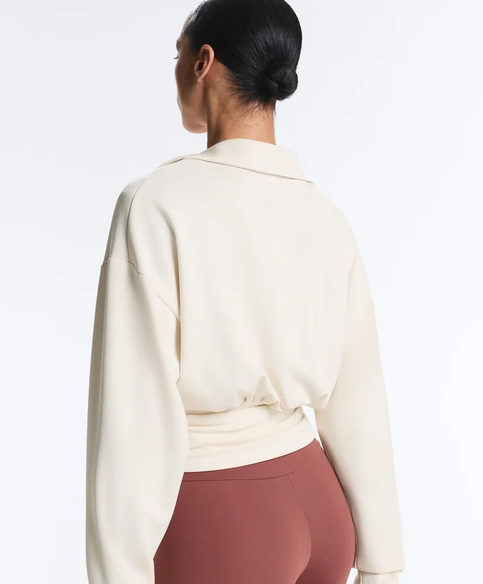 Bluza z golfem i wiązaniem, wykonana z Soft Touch Modalu Bluza z golfem i wiązaniem, wykonana z Soft Touch Modalu