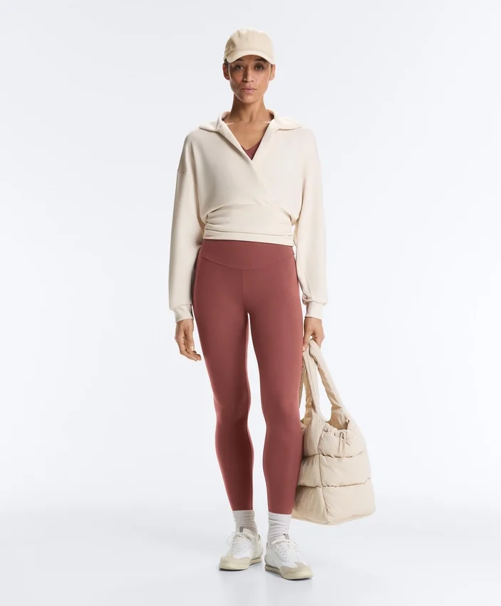 Bluza z golfem i wiązaniem, wykonana z Soft Touch Modalu Bluza z golfem i wiązaniem, wykonana z Soft Touch Modalu
