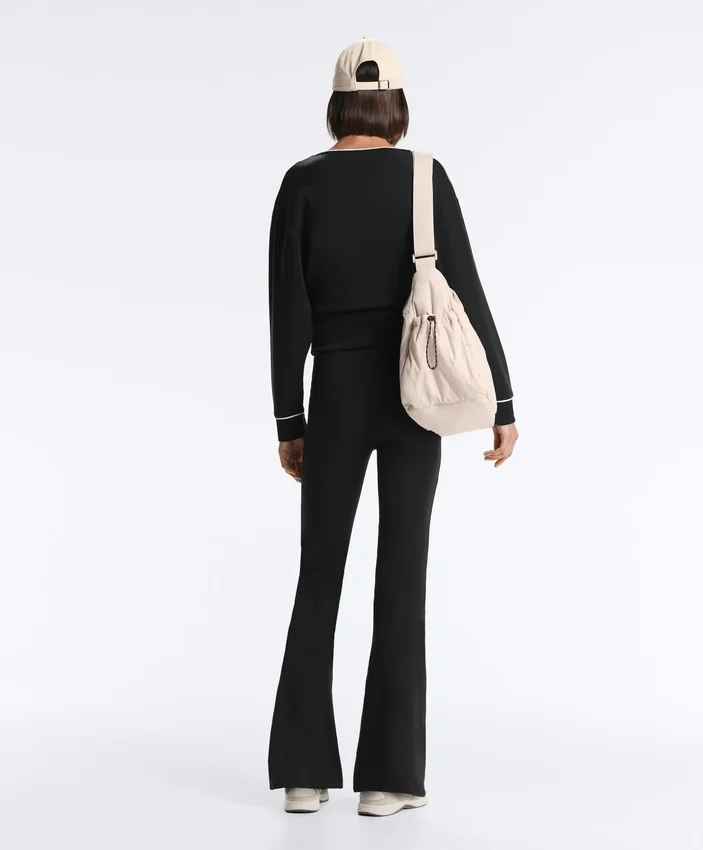 Bluza z kontrastową lamówką i modalem Bluza z kontrastową lamówką i modalem
