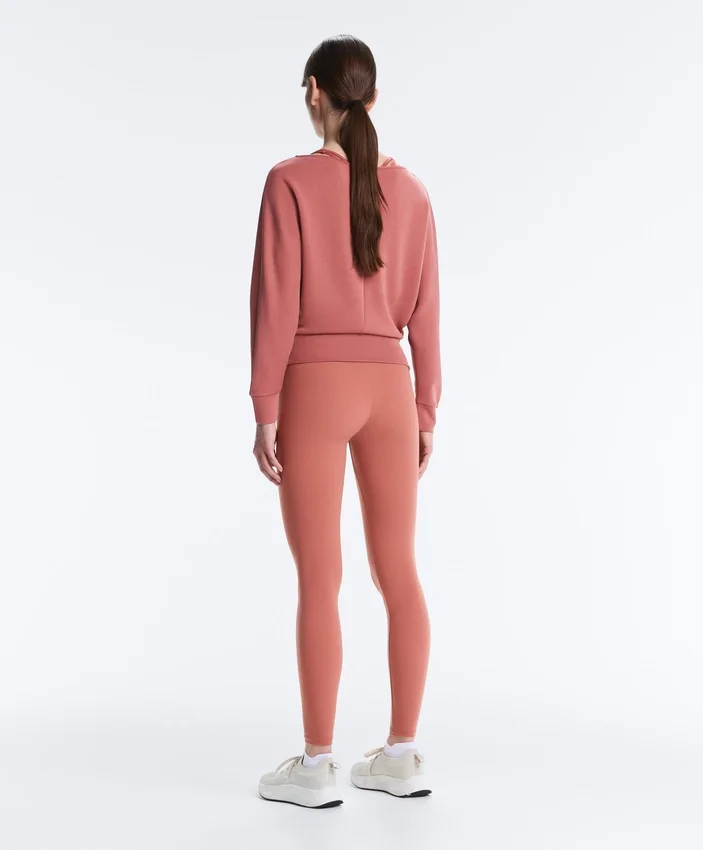 Bluza z modalu Soft Touch z dekoltem w łódkę Bluza z modalu Soft Touch z dekoltem w łódkę