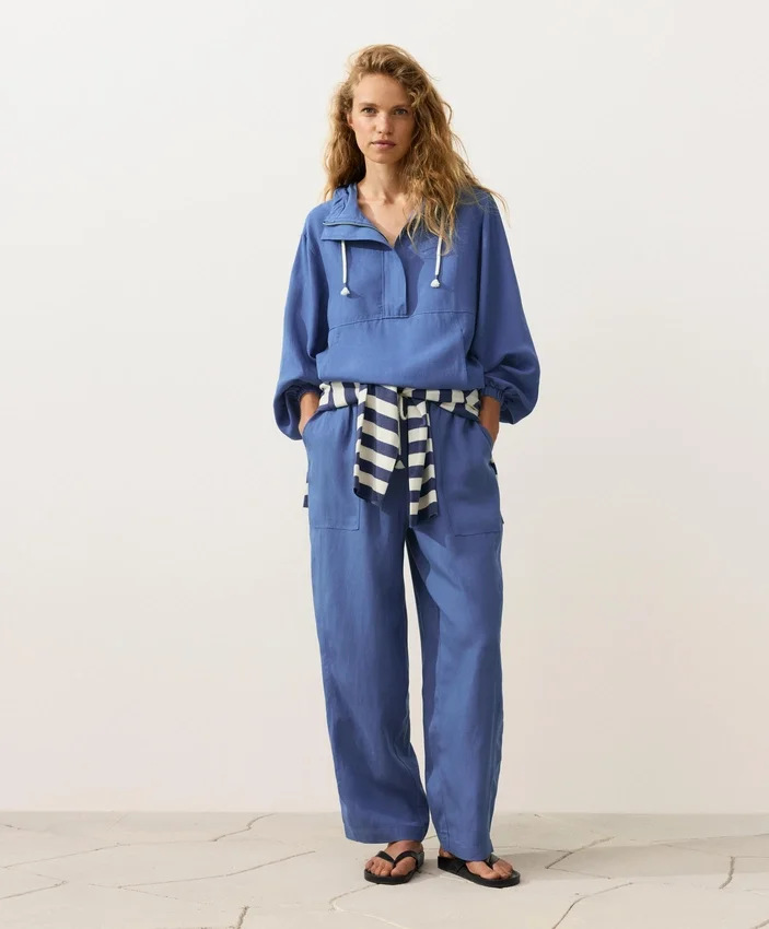 Bluza z półsuwakiem i kieszenią z przodu, mieszanka lyocellu i 24% lnu Bluza z półsuwakiem i kieszenią z przodu, mieszanka lyocellu i 24% lnu