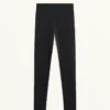 Ciepłe legginsy o wysokości 70 cm, sięgające do kostek Ciepłe legginsy o wysokości 70 cm, sięgające do kostek