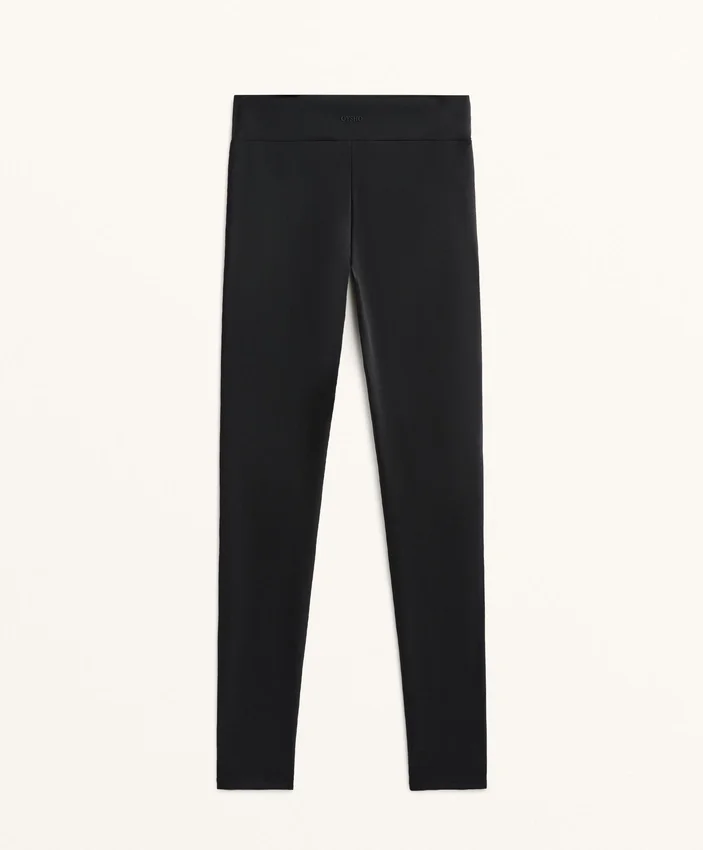 Ciepłe legginsy o wysokości 70 cm, sięgające do kostek Ciepłe legginsy o wysokości 70 cm, sięgające do kostek