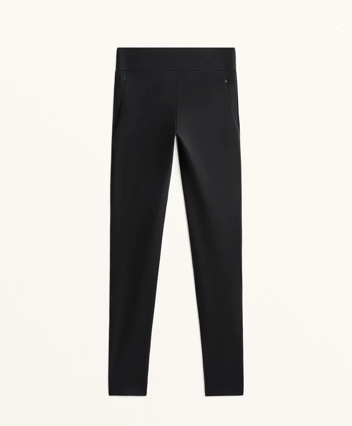 Ciepłe legginsy o wysokości 70 cm, sięgające do kostek Ciepłe legginsy o wysokości 70 cm, sięgające do kostek