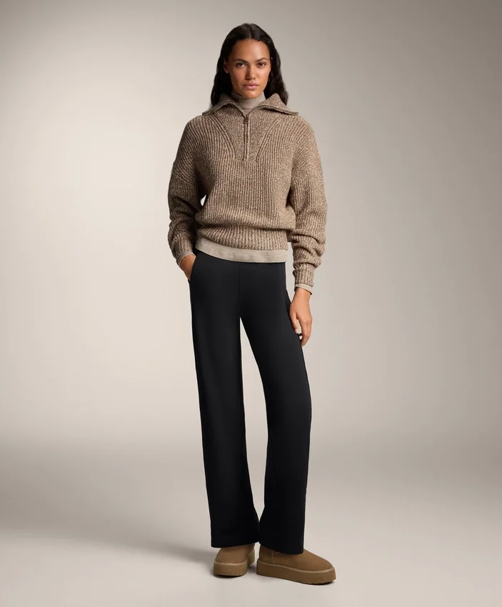 Ciepłe spodnie z wysokim stanem i prostymi nogawkami Ciepłe spodnie z wysokim stanem i prostymi nogawkami