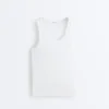 Dopasowany T-shirt z ramiączkami z dzianiny prążkowanej, wykonany z bawełny i modalu Dopasowany T-shirt z ramiączkami z dzianiny prążkowanej, wykonany z bawełny i modalu