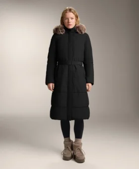 Długa, pikowana kurtka z materiału hydrofobowego Primaloft®