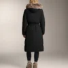 Długa, pikowana kurtka z materiału hydrofobowego Primaloft® Długa, pikowana kurtka z materiału hydrofobowego Primaloft®