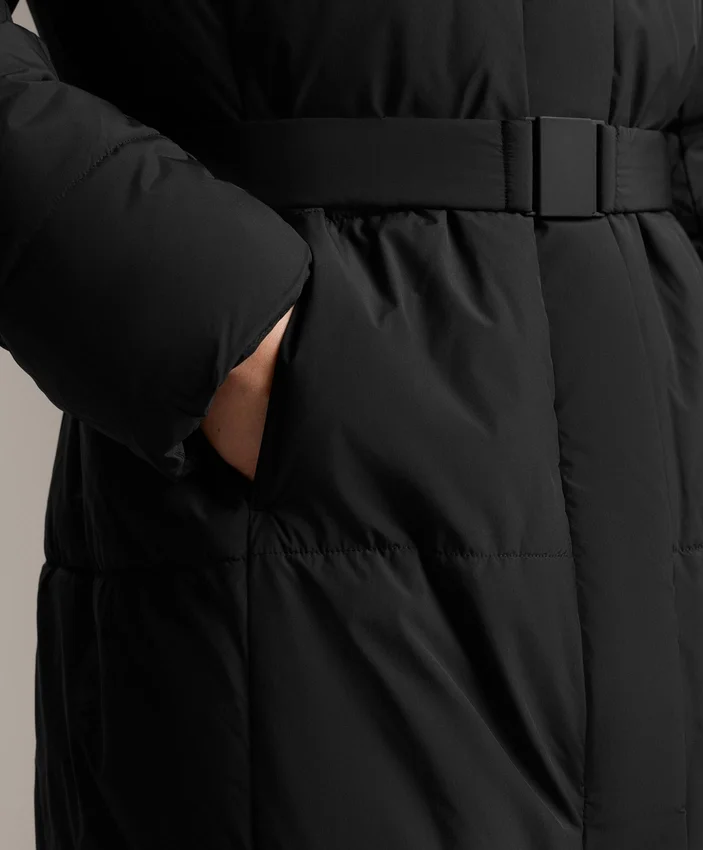 Długa, pikowana kurtka z materiału hydrofobowego Primaloft® Długa, pikowana kurtka z materiału hydrofobowego Primaloft®