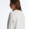 Dzianinowy sweter z okrągłym dekoltem Dzianinowy sweter z okrągłym dekoltem