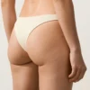 Figi bikini brazylijskie z marszczonym materiałem i wycięciem w kształcie litery U Figi bikini brazylijskie z marszczonym materiałem i wycięciem w kształcie litery U