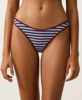 Figi bikini o średnim stopniu zakrycia z teksturowanym paskiem w kształcie litery U Figi bikini o średnim stopniu zakrycia z teksturowanym paskiem w kształcie litery U