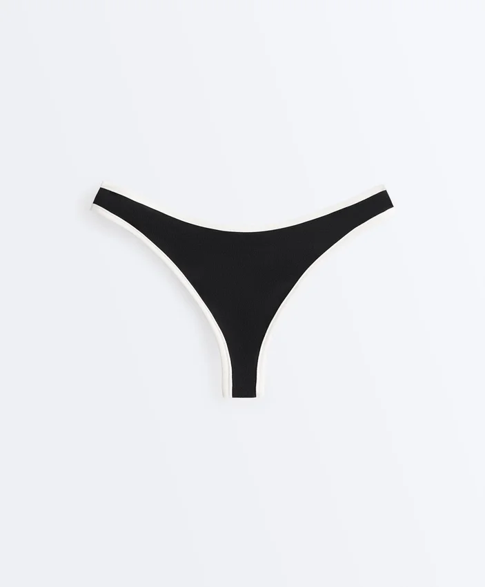 Fioletowe majtki bikini typu stringi z kontrastową lamówką Fioletowe majtki bikini typu stringi z kontrastową lamówką