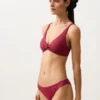 Geometryczny wzór żakardowy na górce bikini i wiązanie na szyi