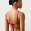 Górka bikini o fakturze waflowej Górka bikini o fakturze waflowej