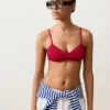 Górka bikini o fakturze waflowej Górka bikini o fakturze waflowej