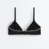 Górka bikini w kształcie trójkąta z lamówką i wiązaniem Górka bikini w kształcie trójkąta z lamówką i wiązaniem