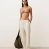 Górka bikini z trójkątnymi miseczkami z nadrukiem mini i metaliczną nicią Górka bikini z trójkątnymi miseczkami z nadrukiem mini i metaliczną nicią