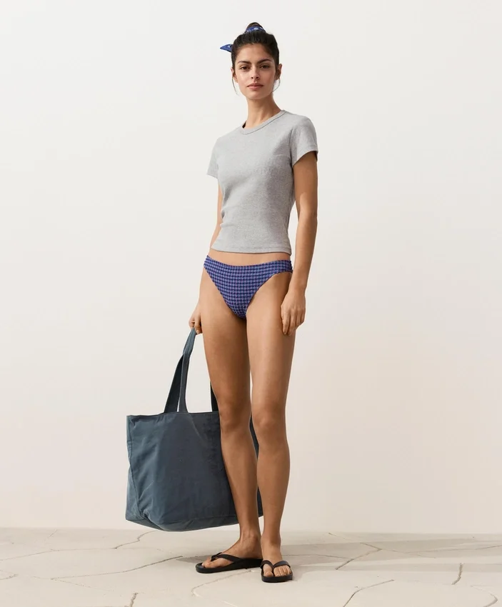 Klasyczne majtki bikini w kratkę Klasyczne majtki bikini w kratkę