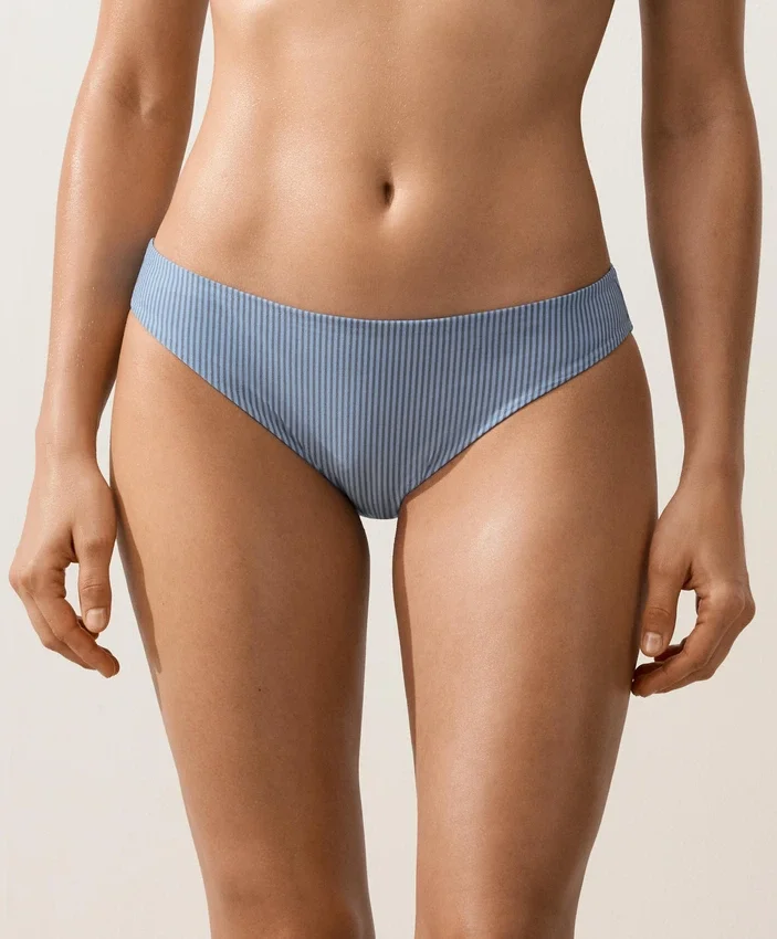 Klasyczne majtki bikini w paski Klasyczne majtki bikini w paski