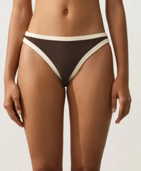 Klasyczne majtki bikini z kontrastową lamówką