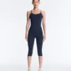 Kombinezon Comfortlux Capri z krzyżującymi się ramiączkami z tyłu Kombinezon Comfortlux Capri z krzyżującymi się ramiączkami z tyłu