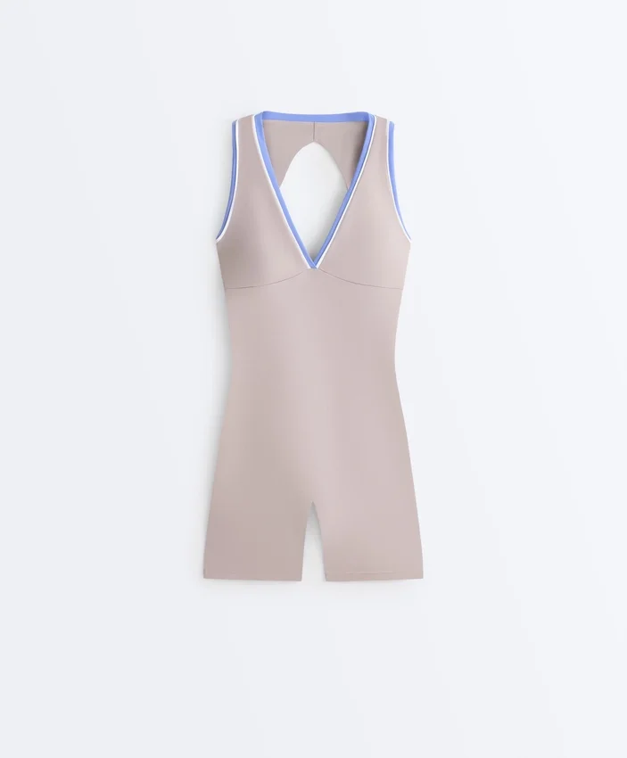 Kontrastowy kombinezon Compressive z krótkimi szortami Kontrastowy kombinezon Compressive z krótkimi szortami
