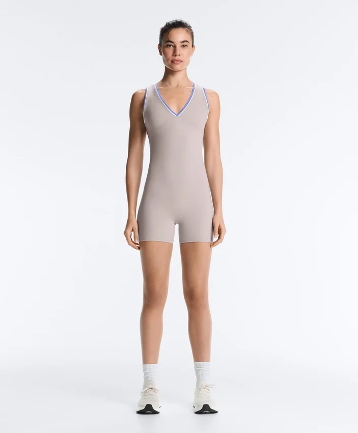 Kontrastowy kombinezon Compressive z krótkimi szortami Kontrastowy kombinezon Compressive z krótkimi szortami