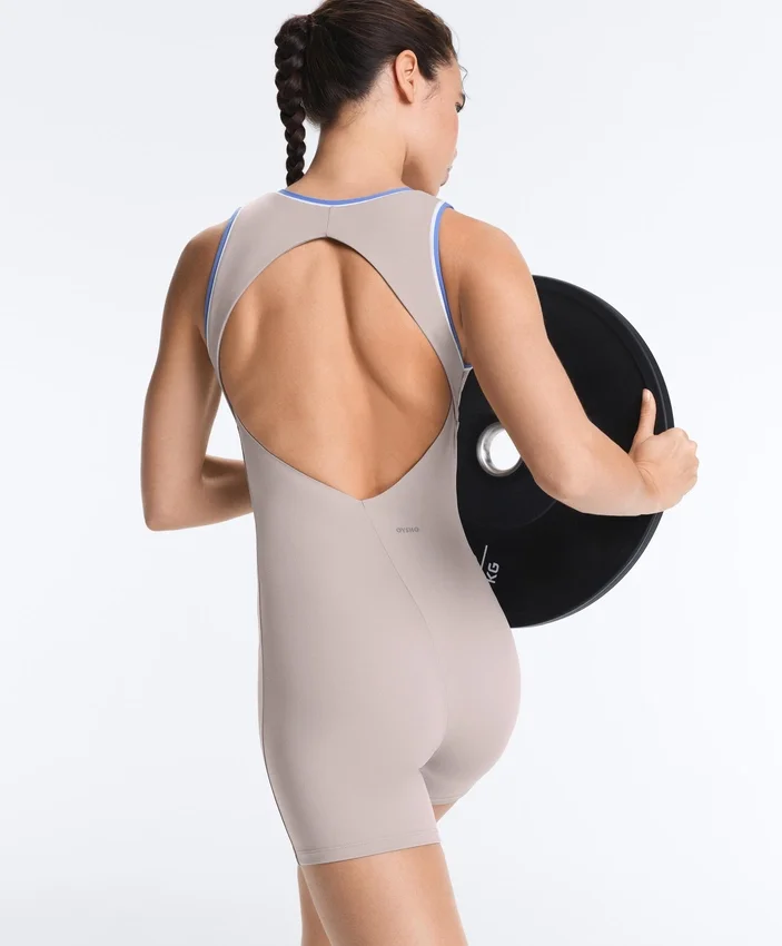 Kontrastowy kombinezon Compressive z krótkimi szortami Kontrastowy kombinezon Compressive z krótkimi szortami