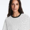 Koszula oversize z krótkim rękawem z mieszanki bawełny z kontrastowymi paskami Koszula oversize z krótkim rękawem z mieszanki bawełny z kontrastowymi paskami