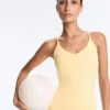 Krótki kombinezon Comfortlux z wiązaniem Krótki kombinezon Comfortlux z wiązaniem