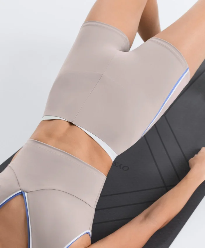 Krótkie spodenki z wysokim stanem, Compressive, 10 cm, kontrastowe Krótkie spodenki z wysokim stanem, Compressive, 10 cm, kontrastowe