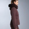 Kurtka narciarska Primaloft® wodoodporna o bardzo dopasowanym kroju Kurtka narciarska Primaloft® wodoodporna o bardzo dopasowanym kroju