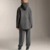 Kurtka oversize z imitacji kożucha z kapturem wyściełanym sztucznym futrem Kurtka oversize z imitacji kożucha z kapturem wyściełanym sztucznym futrem