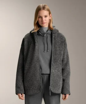 Kurtka oversize z imitacji kożucha z kapturem wyściełanym sztucznym futrem Kurtka oversize z imitacji kożucha z kapturem wyściełanym sztucznym futrem