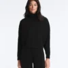 Kurtka Soft Touch z miękkiego w dotyku modalu z wykończeniem typu hemstitch Kurtka Soft Touch z miękkiego w dotyku modalu z wykończeniem typu hemstitch