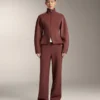 Spodnie z wysokim stanem i prążkowanym materiałem oraz Soft Touch modalem Spodnie z wysokim stanem i prążkowanym materiałem oraz Soft Touch modalem